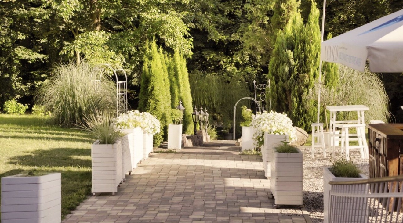 Hochzeit - Garten - Leonberg (Böblingen) - Altes Kurhotel 