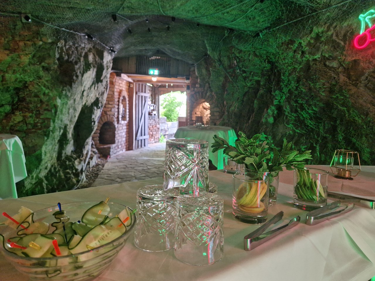 Almhütte Graz Informatie over de balzalen Berggrot