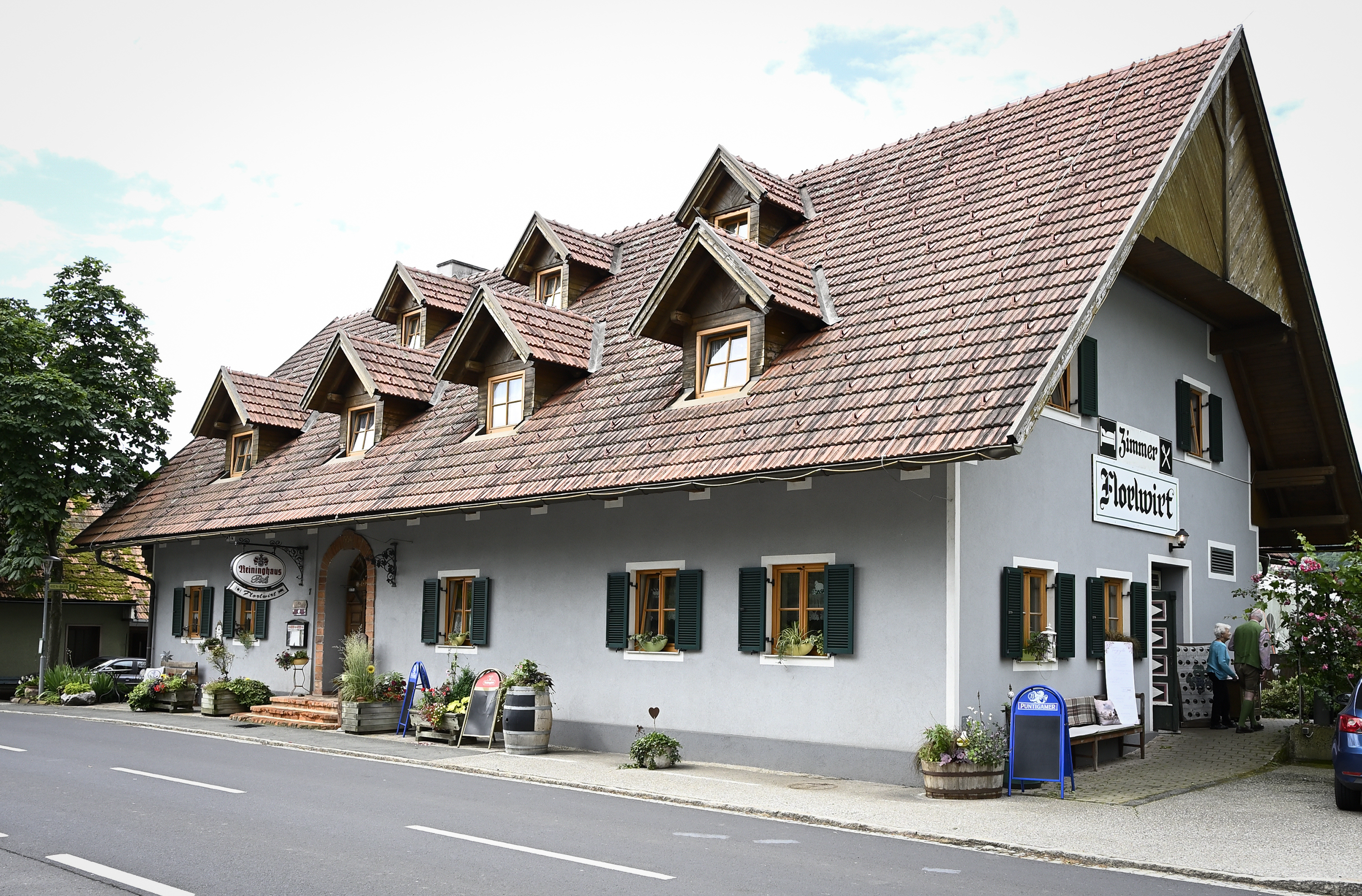 Hochzeitslocation: Kulinarischer Weinhof Florlwirt