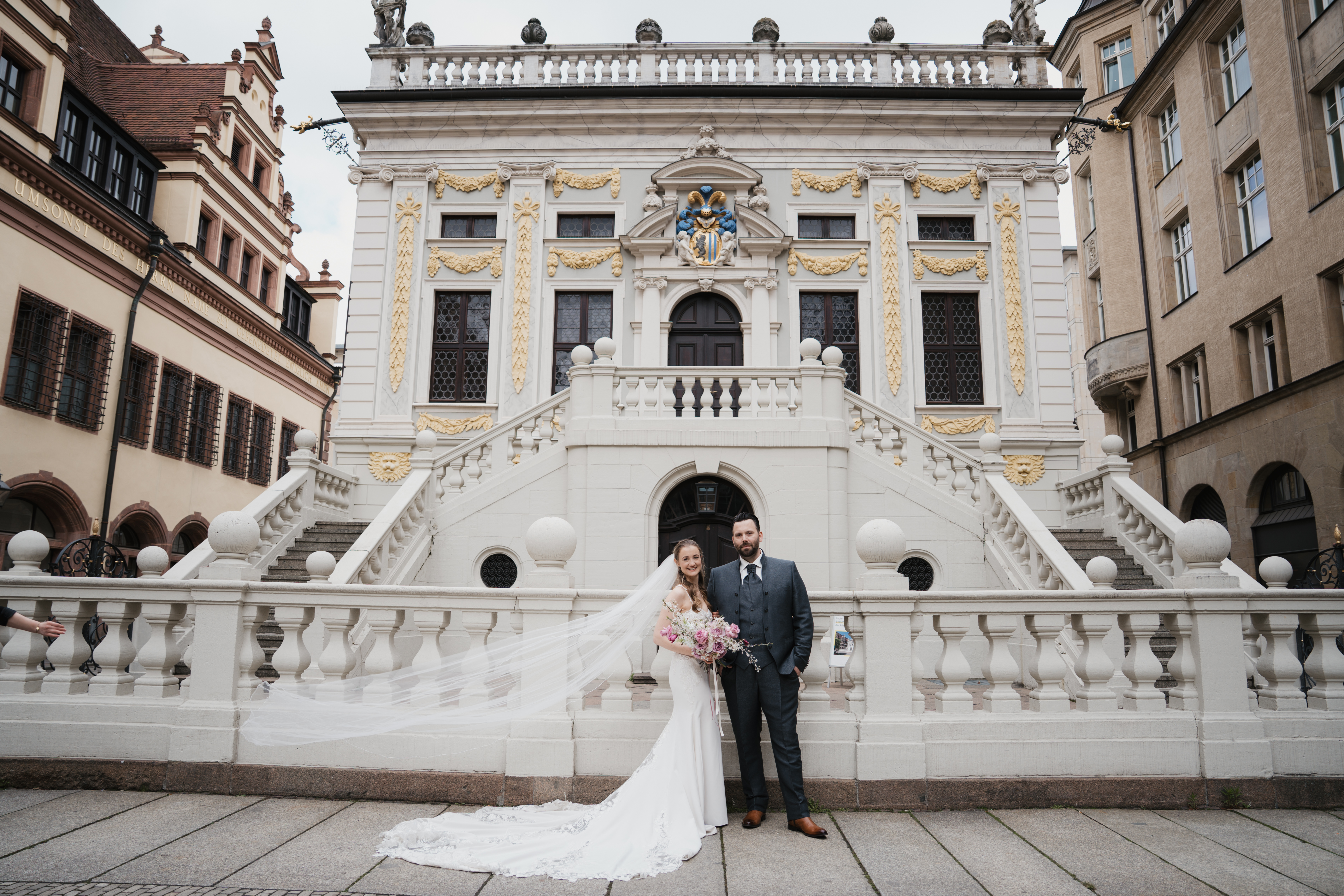 Hochzeit: Foto: Anita Victoria Weddings - https://anitavictoria.de/
Planung & Koordination: Sarah Schötter-Hoffmann - https://sarah-schoetter.de/
 - Steigenberger Icon Grandhotel Leipzig Handelshof