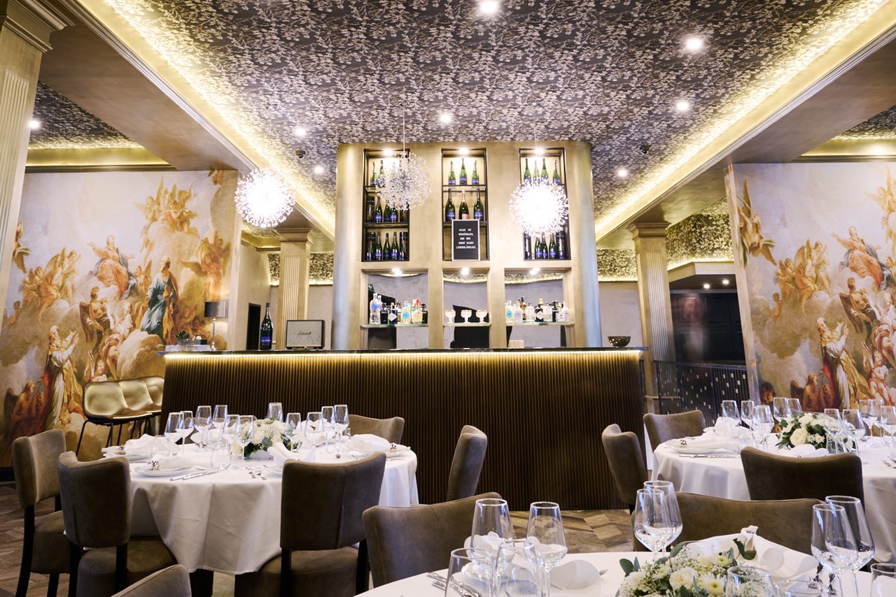 Z22 Information about the banquet halls Bar 2