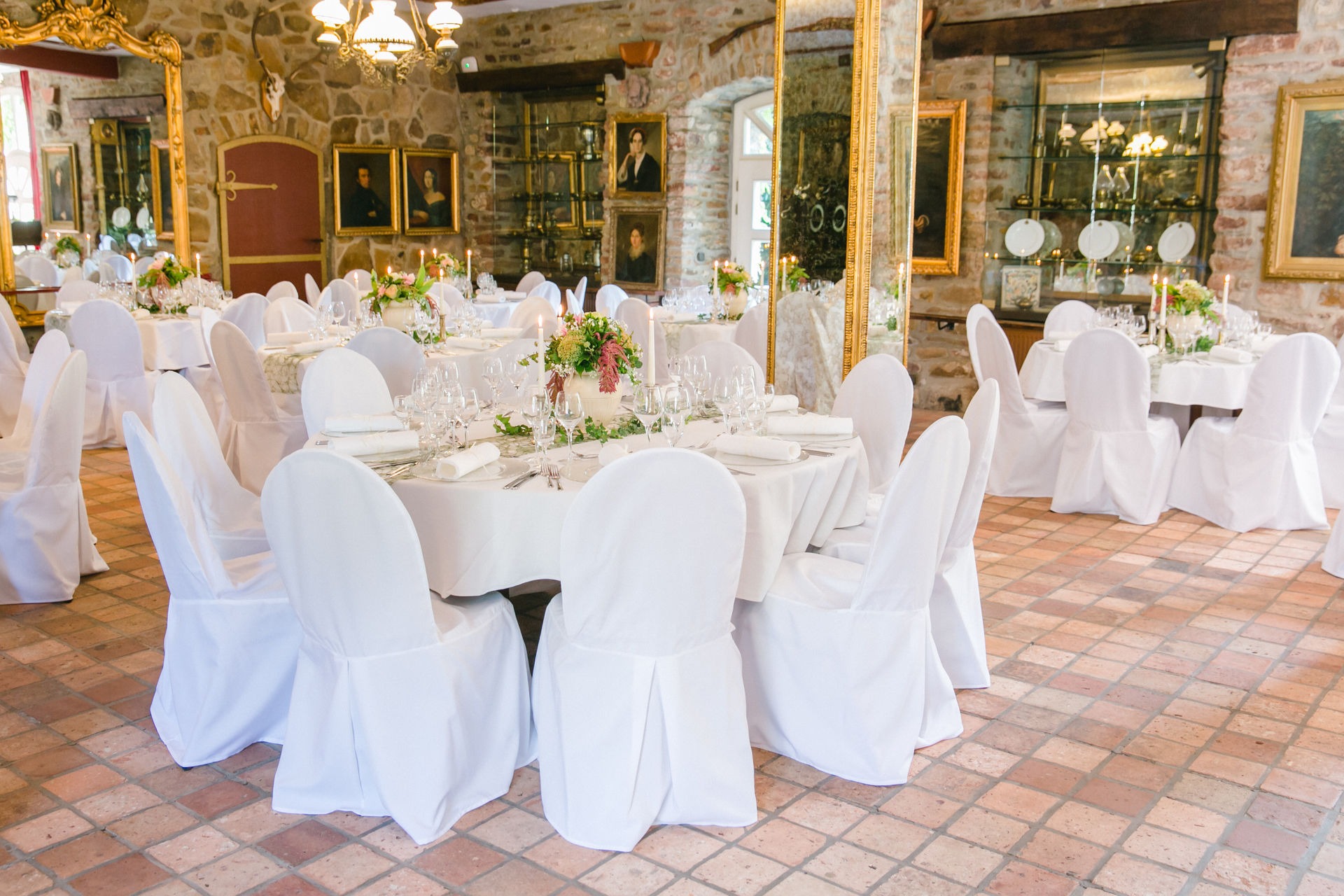Hochzeit - Art der Location: Schloss - Nordrhein-Westfalen - Rittergut Haus Laer - Rittersaal