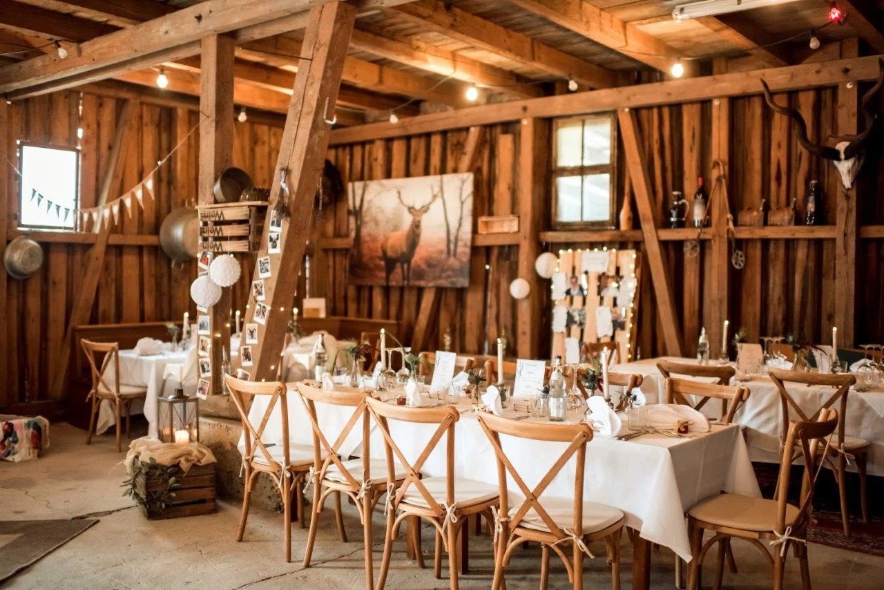 Matrimonio - Germania - Stilvolle Scheunenhochzeit in der historischen Eventscheune mit rustikalem Charme und modernem Ambiente.
 - Landhaus Rössle