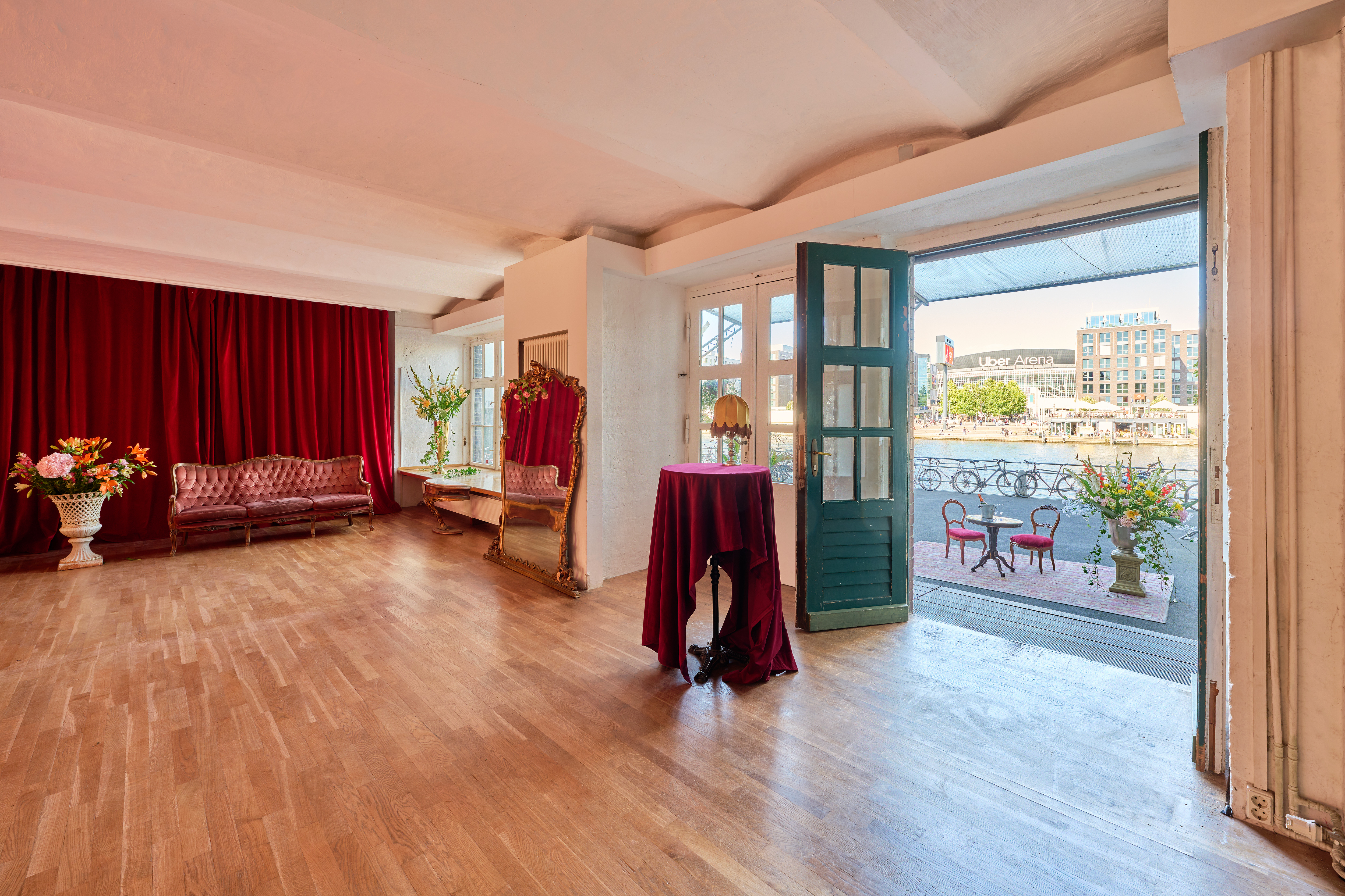 Hochzeitslocation: LILIUM - das Loft an der Spree