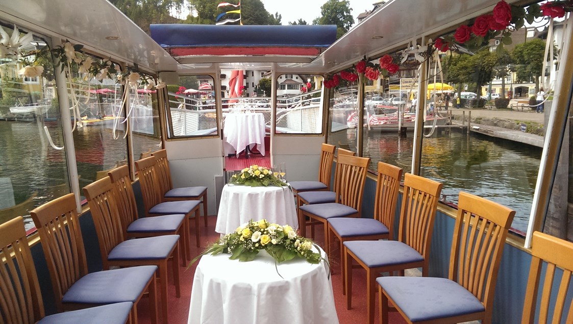 Hochzeit: Innenraum Fahrgastschiff "Monika" - Schifffahrt Loidl