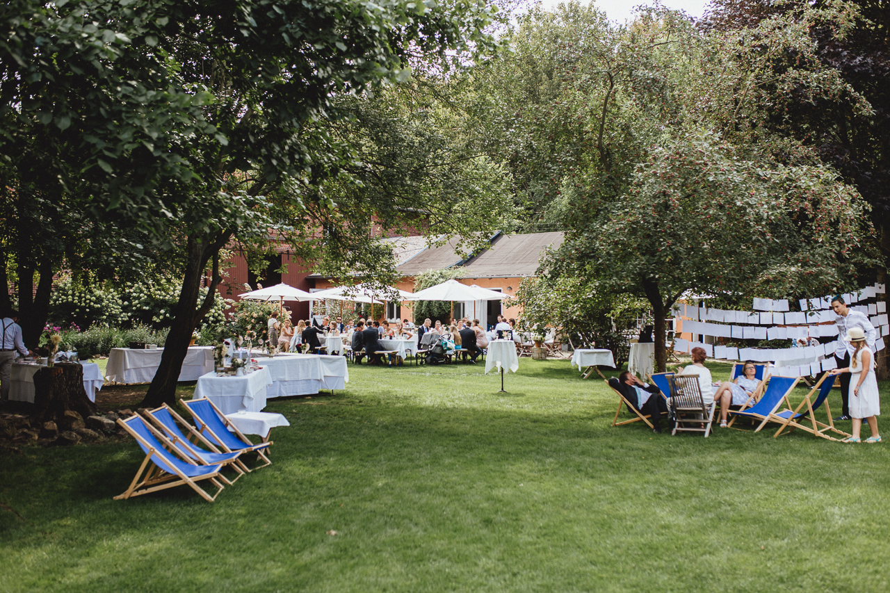 Hochzeitslocation: Bestuhlung Garten - Gut Wendgräben