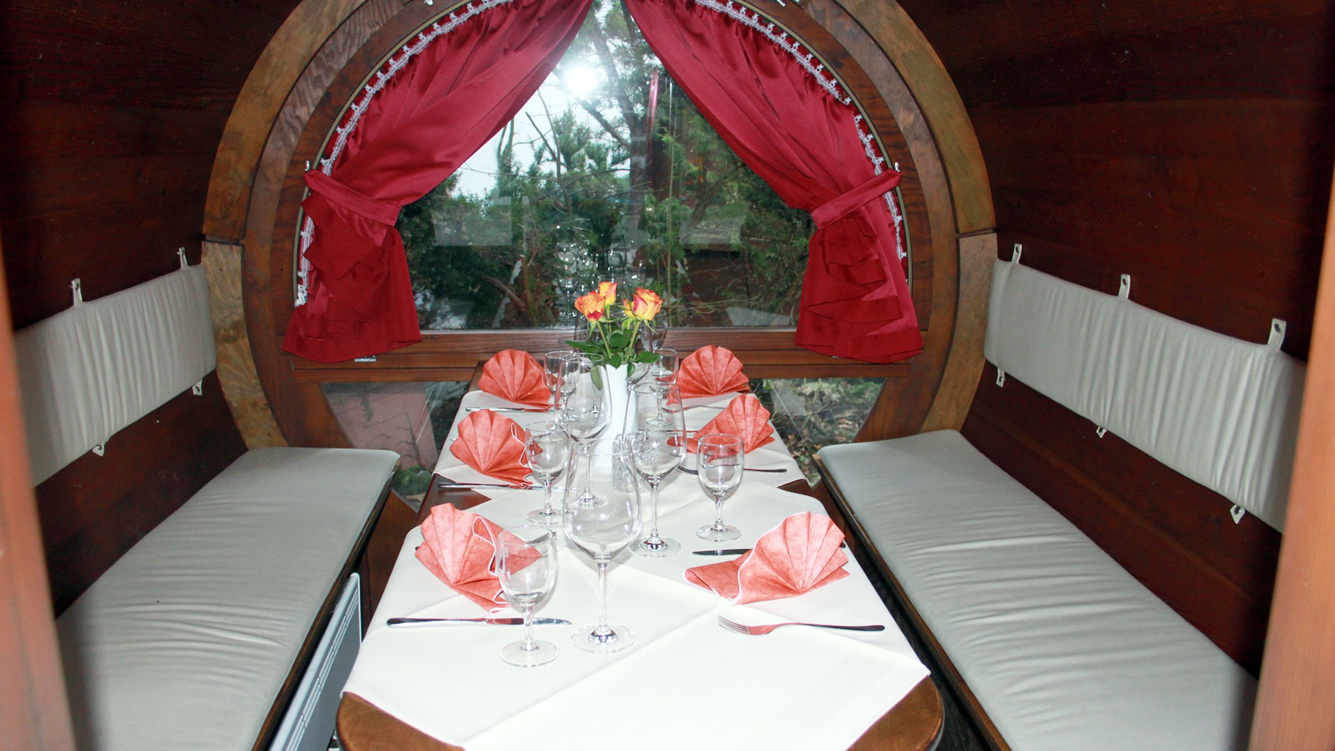 Hochzeitslocation: Wein- und Friesenstube
