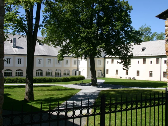 Hochzeitslocation: Schlosshof - Schloss Ottenschlag