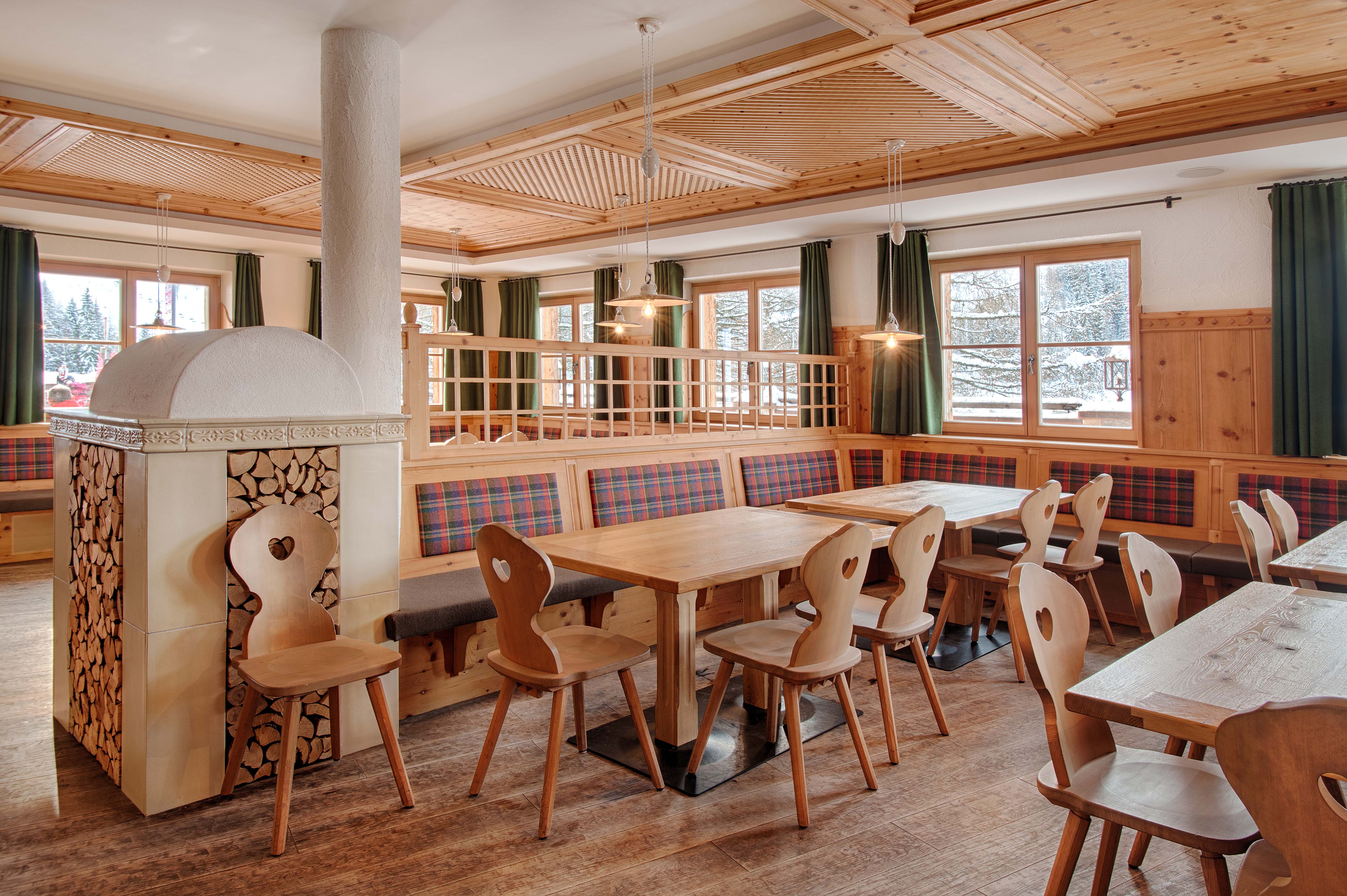 Kristall Alm am Klausberg Information about the banquet halls large room