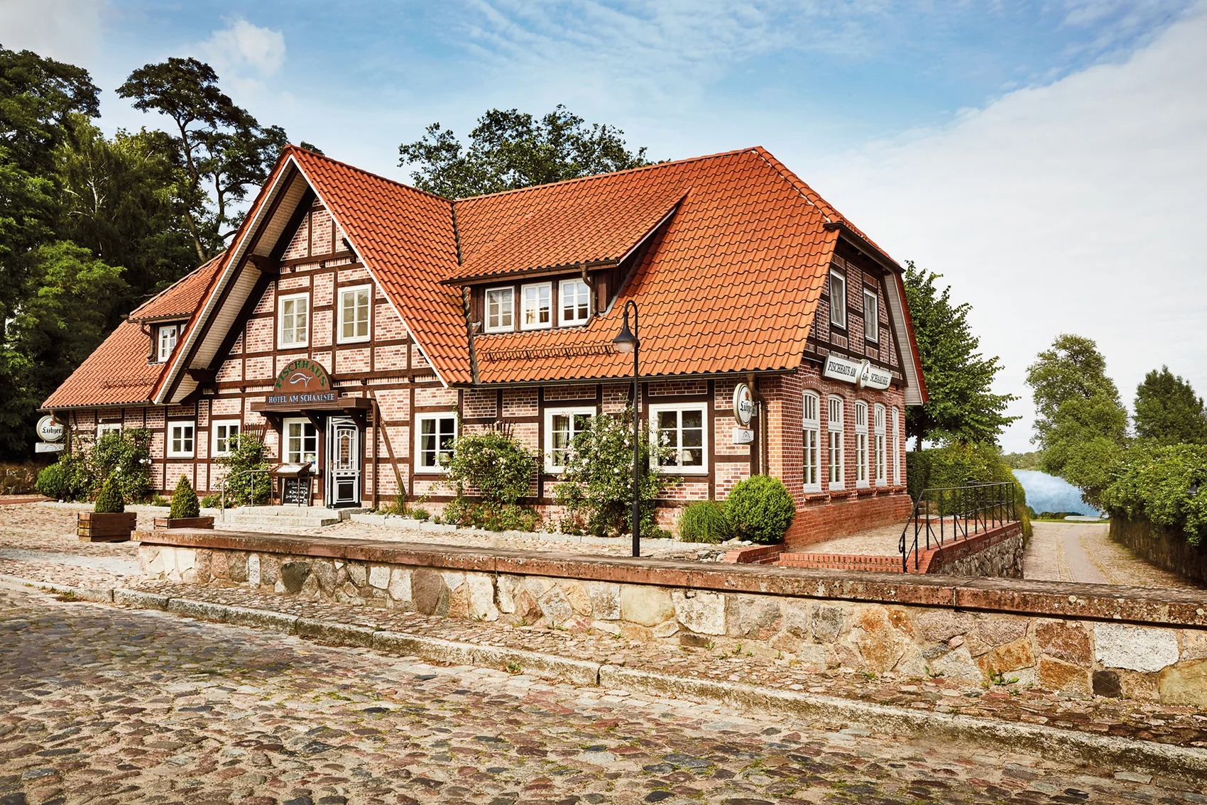 Hochzeit:     Seehotel Zarrentin