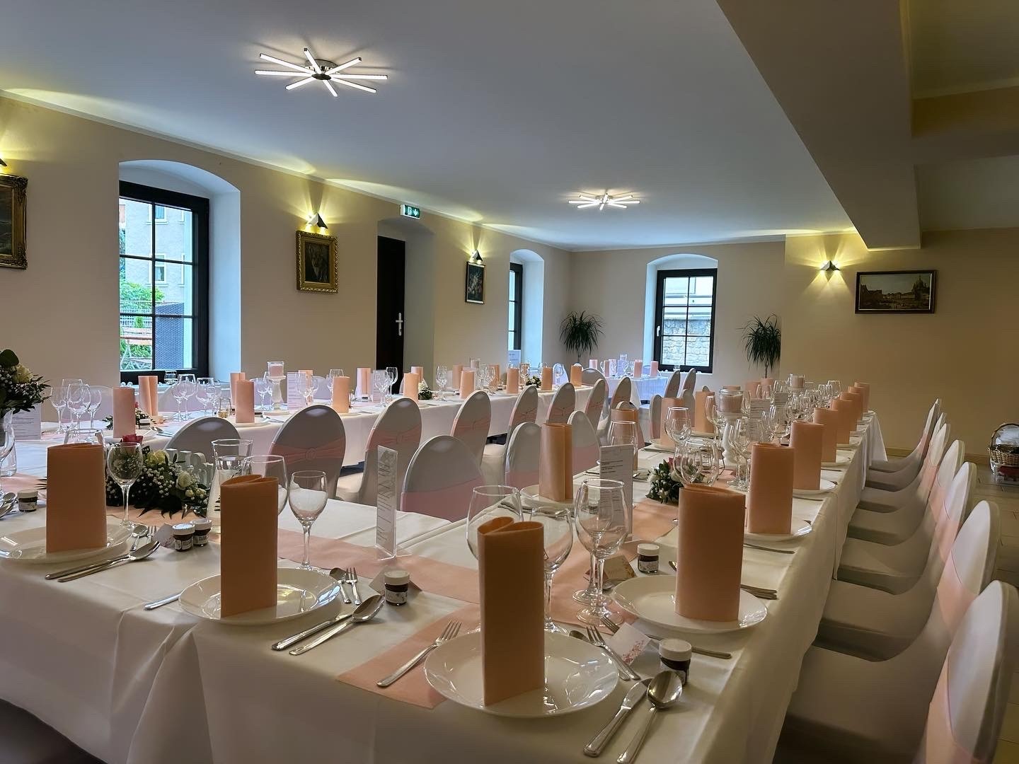 Matrimonio - Personenanzahl - Amara Event Festsaal & Gasthaus