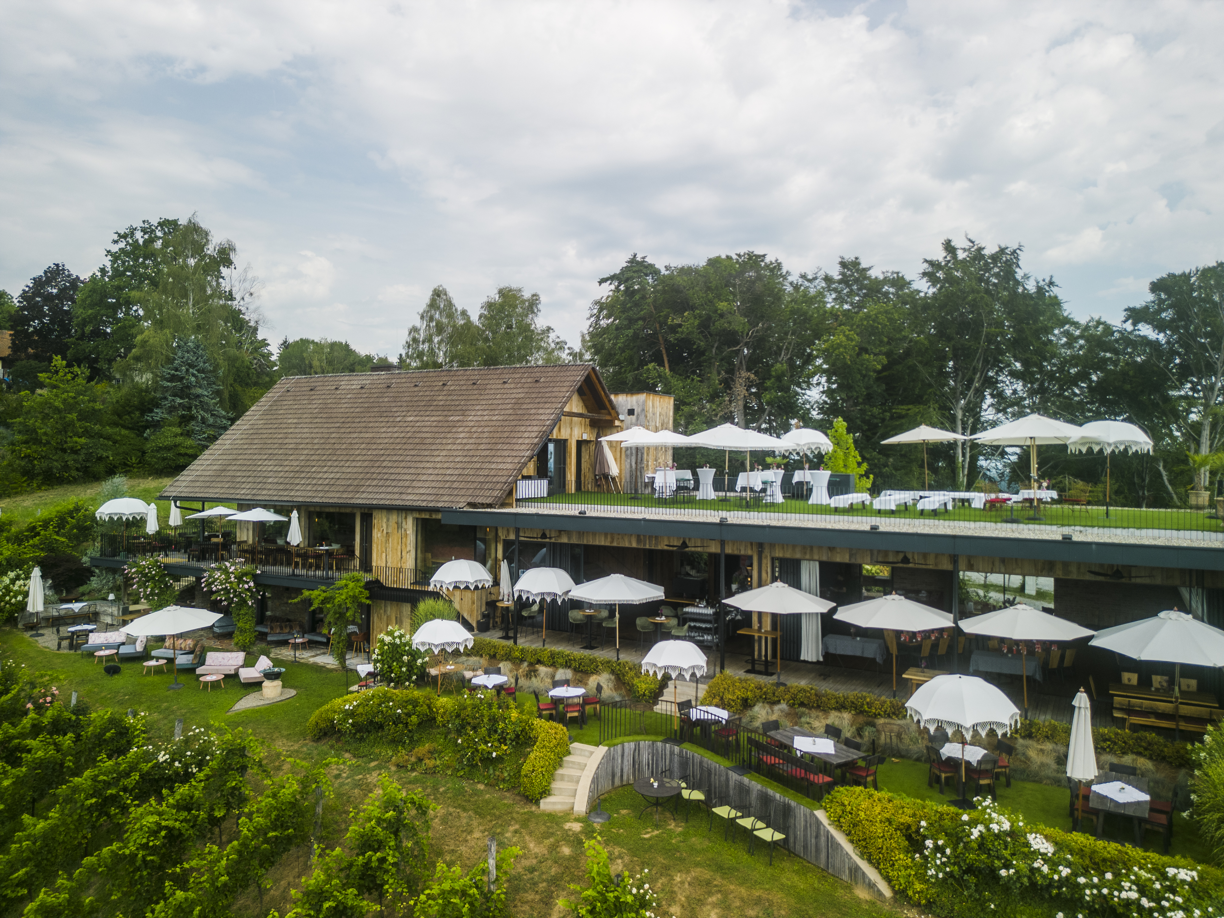 Hochzeit: HerrgottHÖ Winzerrestaurant & Bar