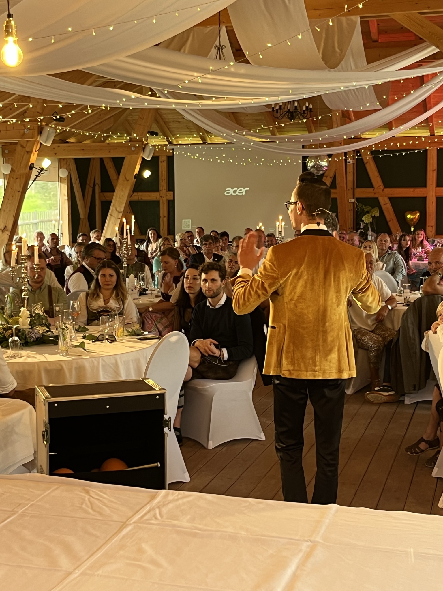 Hochzeit: Show durch einen Zauberer - Landkulturhof Glücksbringer