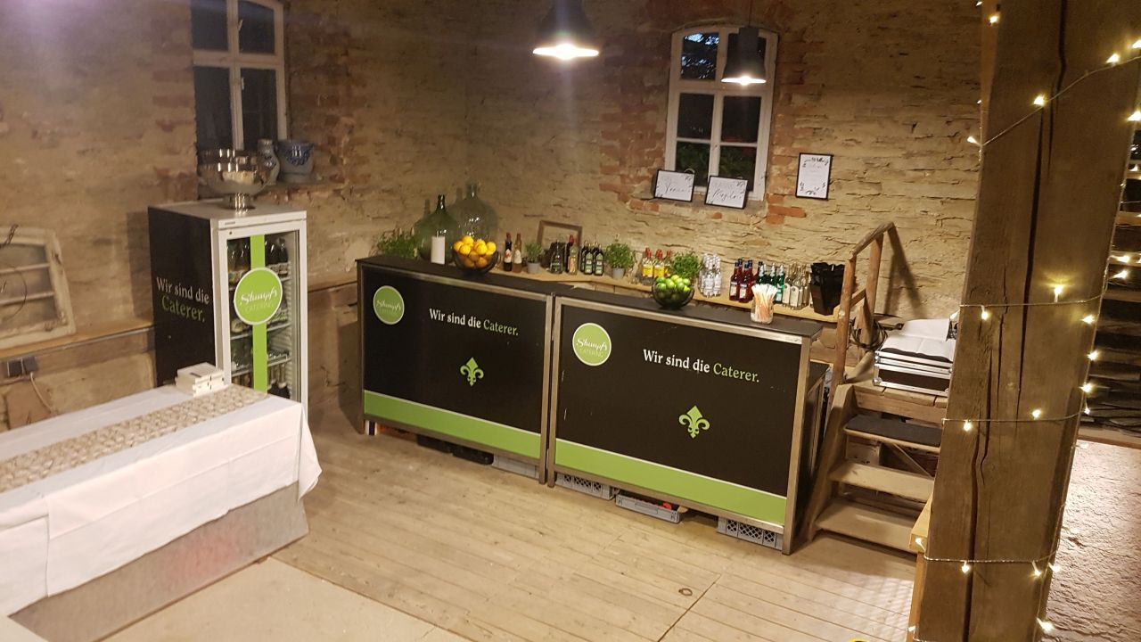 Hochzeitslocation: Bar im OG (Nutzungsbeispiel) - Landhausgarten Bunzmann