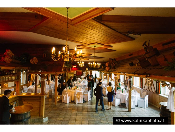 Hochzeit: Hochzeit 20.06.2015
Foto aus Sicht der Musiker auf die Tanzfläche. - Gasthof Wösner