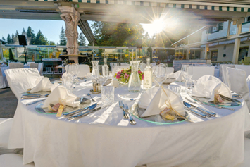 Hochzeit: Tisch Wintergarten - Alpenhotel Speckbacher Hof