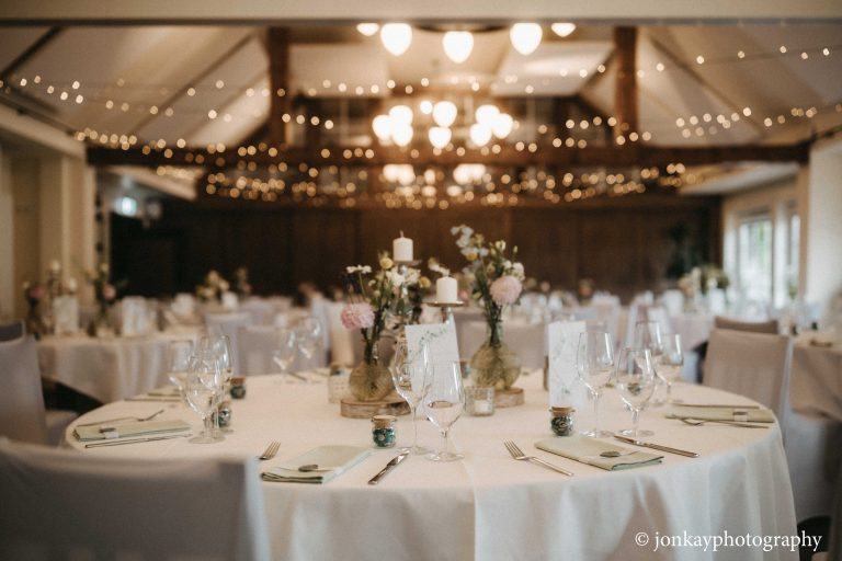 Hochzeit: Festsaal geschmückt für Ihre Hochzeit - Grohnder Fährhaus