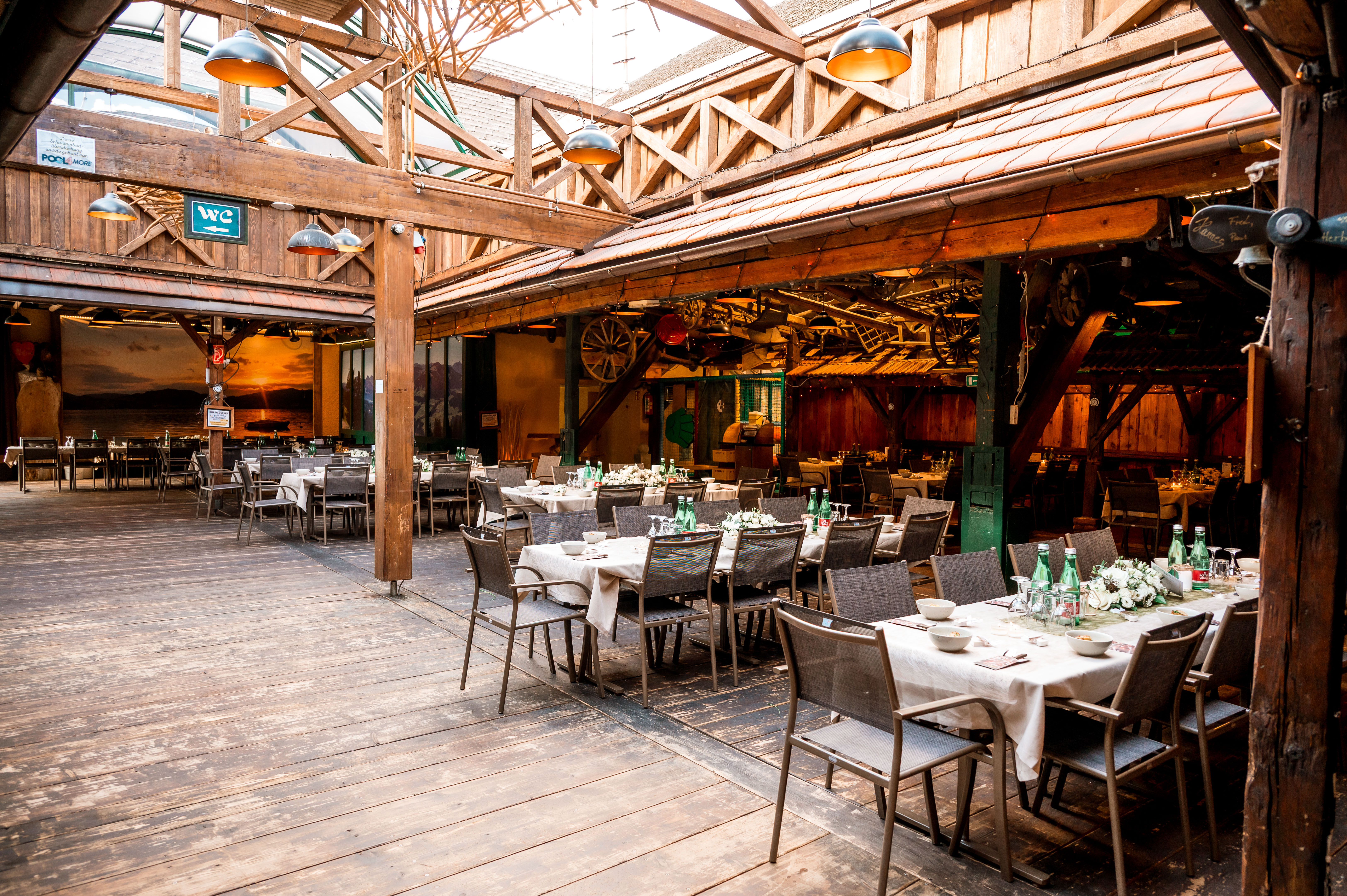 Gasthausbrauerei Zum Alfons Information about the banquet halls Covered courtyard
