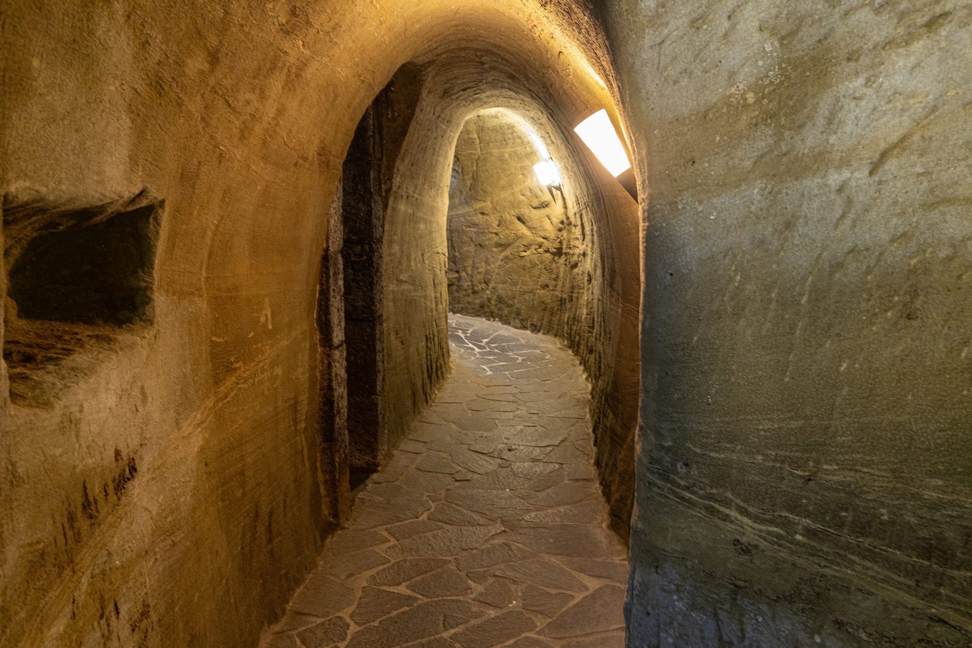 Hochzeit: Historischer Gewölbegang im Felsenkeller Pfullendorf. - Felsenkeller Pfullendorf