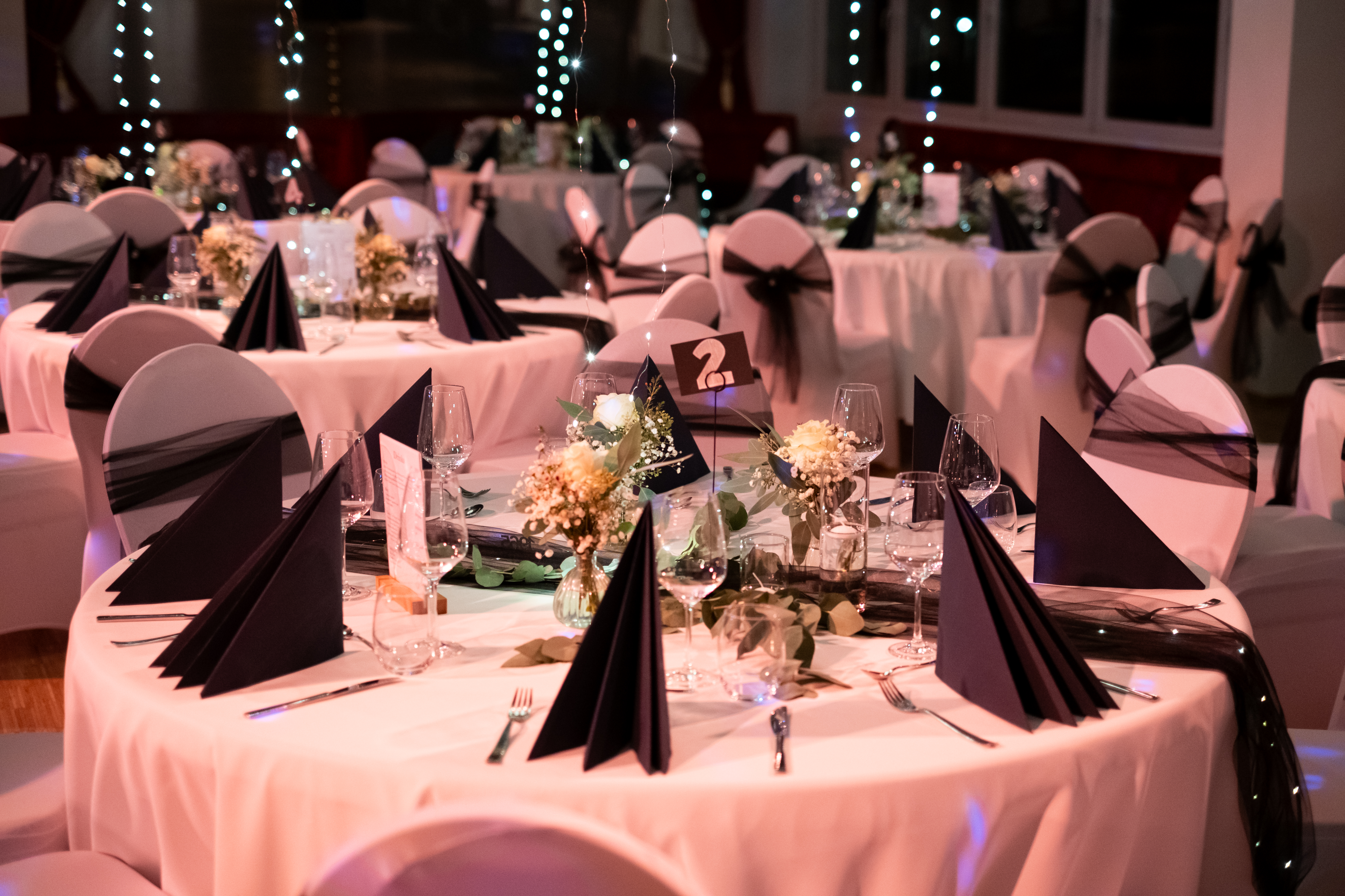 Hochzeit: Schwarz Events