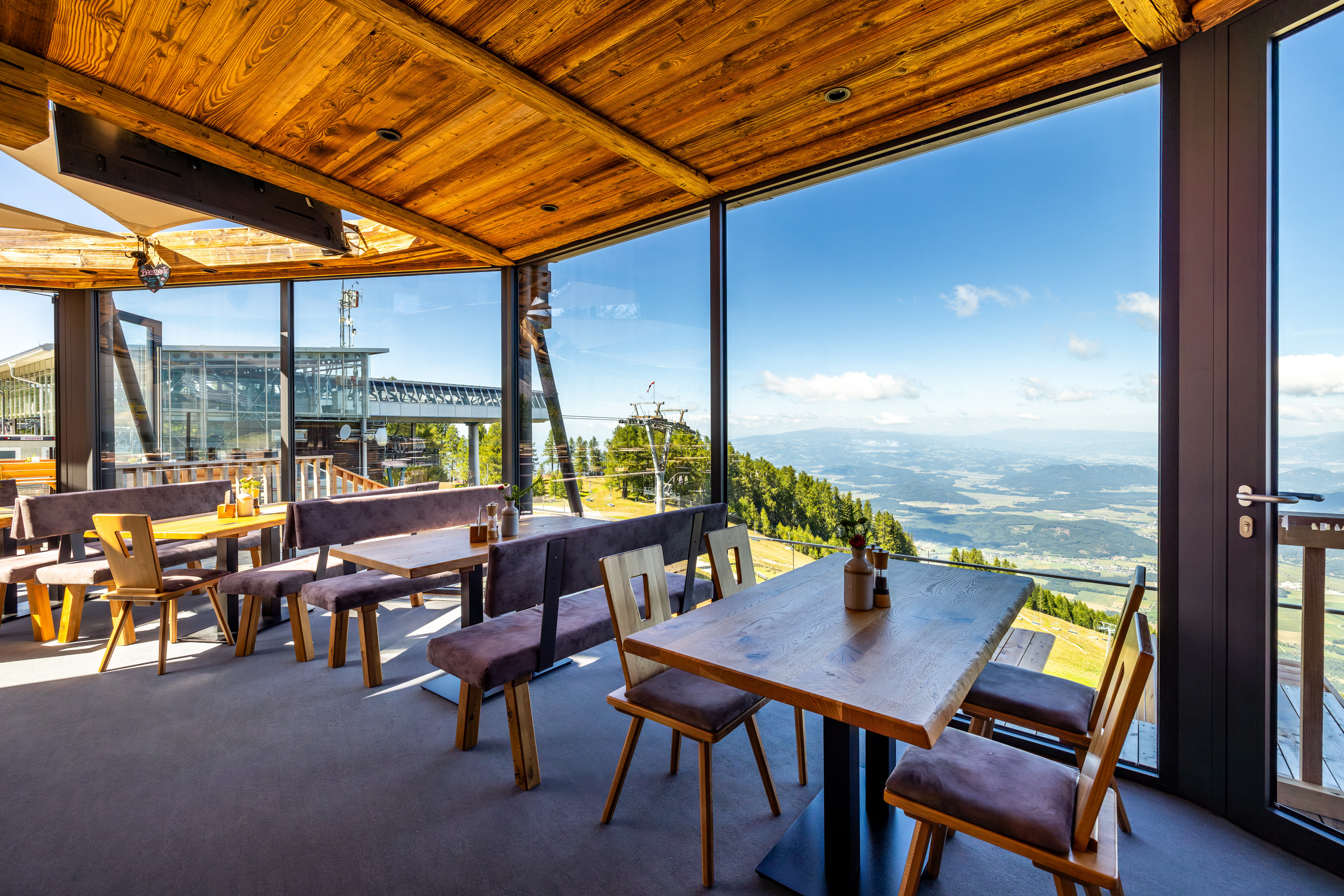 Hochzeitslocation: Panoramarestaurant Oben