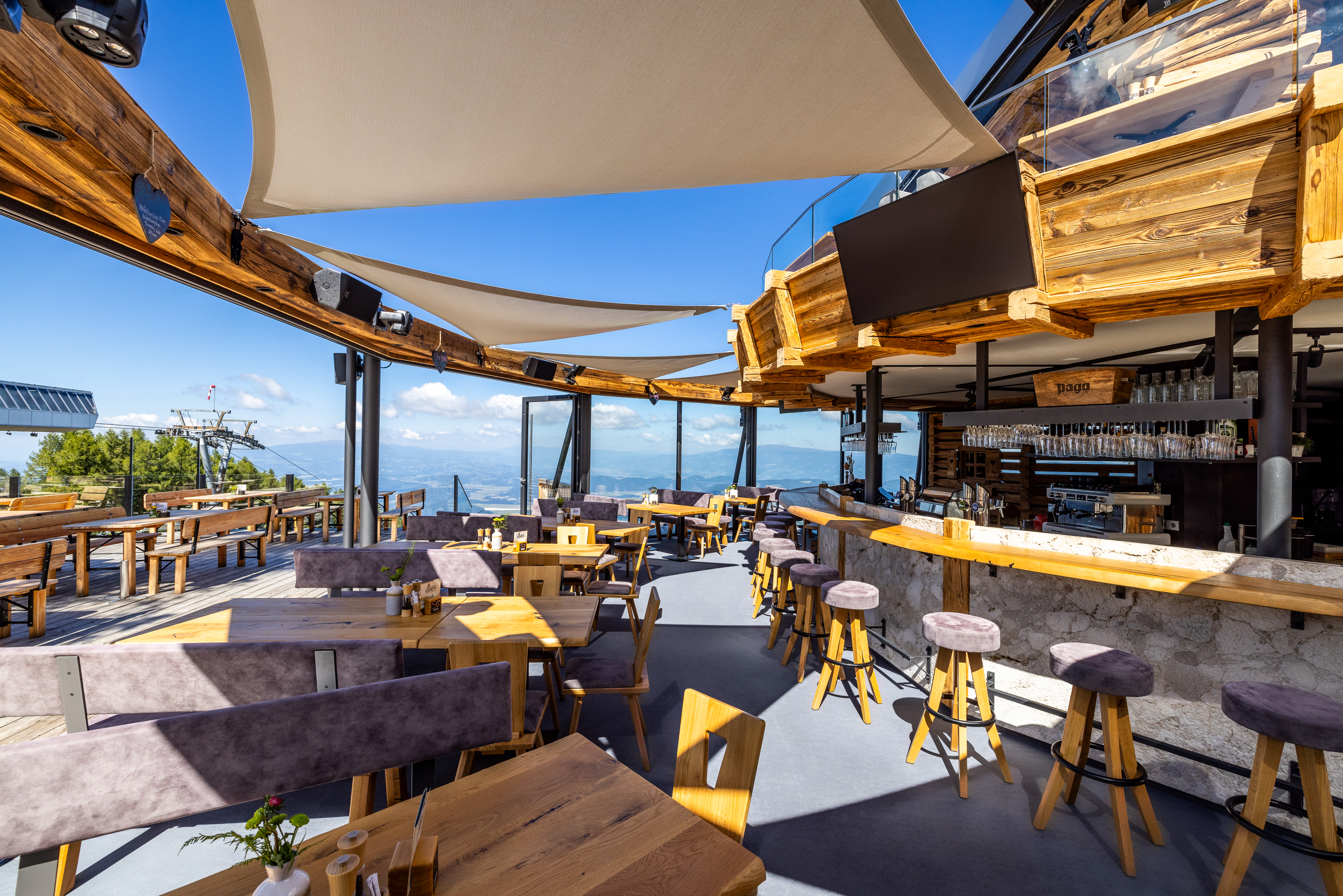 Hochzeitslocation: Panoramarestaurant Oben