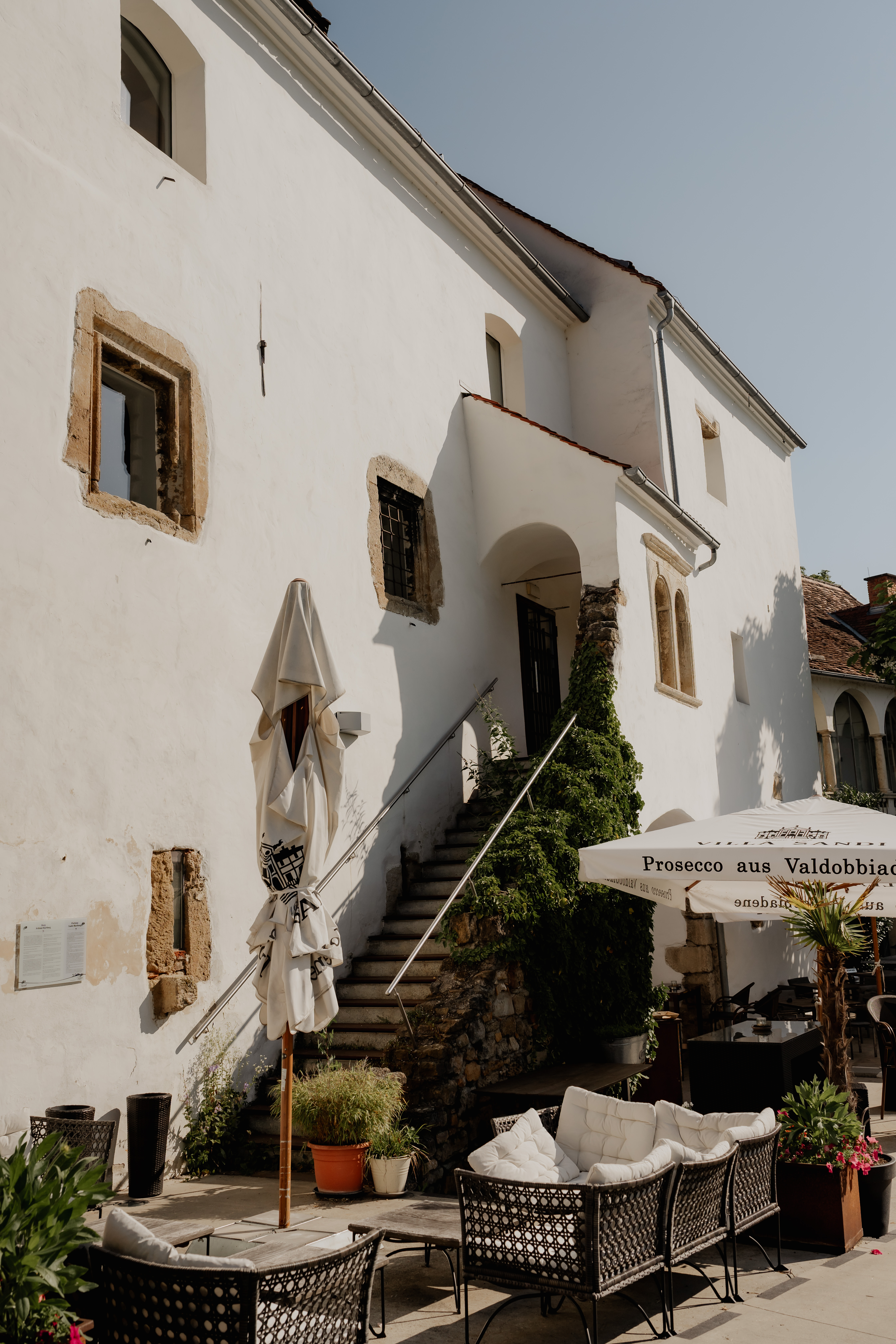 Hochzeitslocation: Schloss Hartberg - Weddings by Mikeli