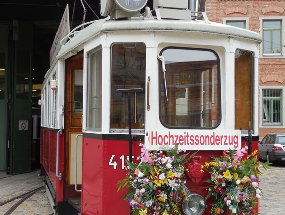 Hochzeitslocation: Heiraten in einem Wiener-Wahrzeichen. - Hochzeits-Bim