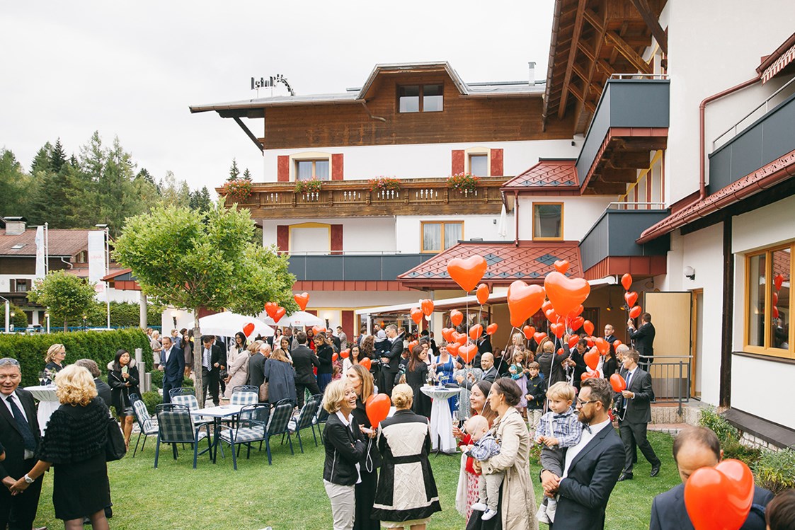 Hochzeit: Heiraten im Wellnesshotel ZUM GOURMET in Tirol.
Foto © formafoto.net - Aktivhotel ZUM GOURMET