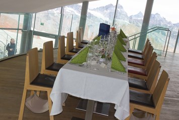 Hochzeit: Heiraten im Cáfe 3.440 in Tirol.
Foto © Pitztaler Gletscherbahn - Café 3.440