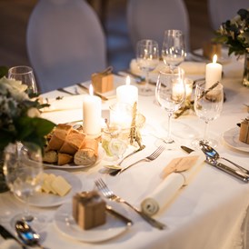 Hochzeit: romantische Tischdekoration - Schloss Prielau Hotel & Restaurants