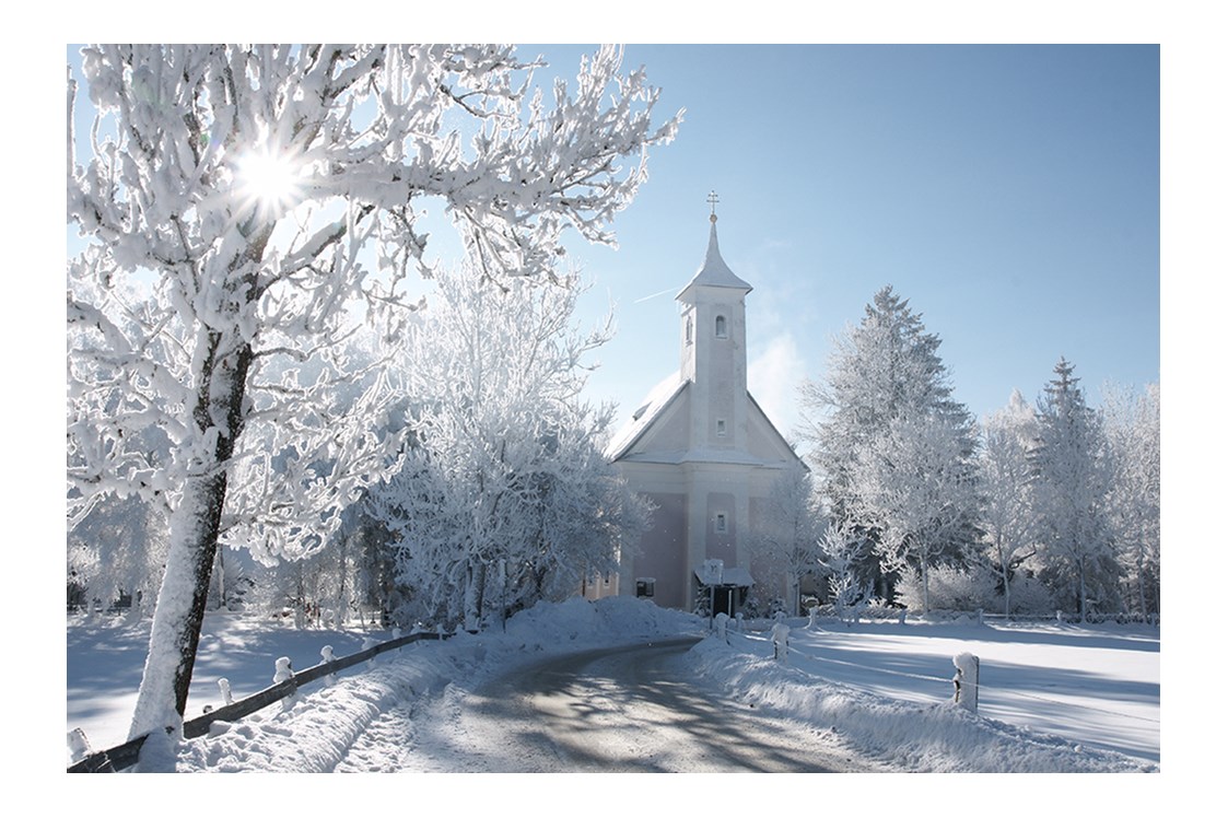 Hochzeit: Prielauer Kirche als Wintertraum - Schloss Prielau Hotel & Restaurants