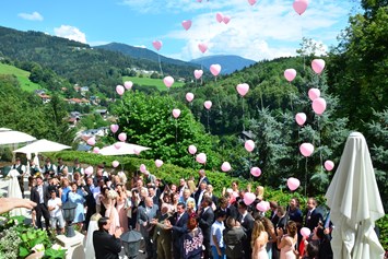 Hochzeit: Heiraten im Freien auf Schloss Wolfsberg in Kärnten  - Schloss Wolfsberg