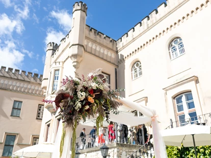Hochzeit - PLZ 9155 (Österreich) - Hochzeitslocation Schloss Wolfsberg
Heiraten im Schloss
Trauung im Freien  - Schloss Wolfsberg