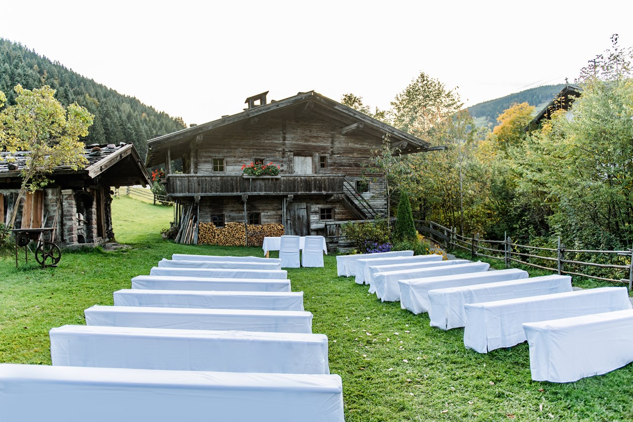 Bergbauernmuseum z'Bach Information about the banquet halls Wedding in the garden