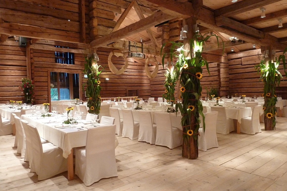 Hochzeitslocation: Gerne sind wir behilflich!
z.B. für Tischwäsche, Hussen, Deko  - Bergbauernmuseum z'Bach