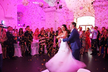 Hochzeit: Hochzeitsfeier Ovalhalle - MuseumsQuartier Wien