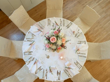 Hochzeit: Gasthaus zu Schloss Hellbrunn