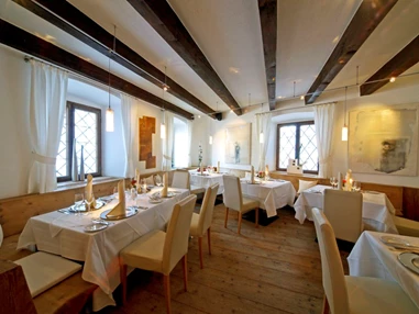 Hochzeit: Atelier. - Gasthaus zu Schloss Hellbrunn