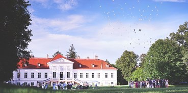 Hochzeit - Hochzeits-Stil: Industrial - Schloss Miller-Aichholz - Europahaus Wien