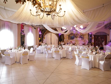 Hochzeit: Burg Spielberg