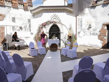 Hochzeit: Burg Spielberg