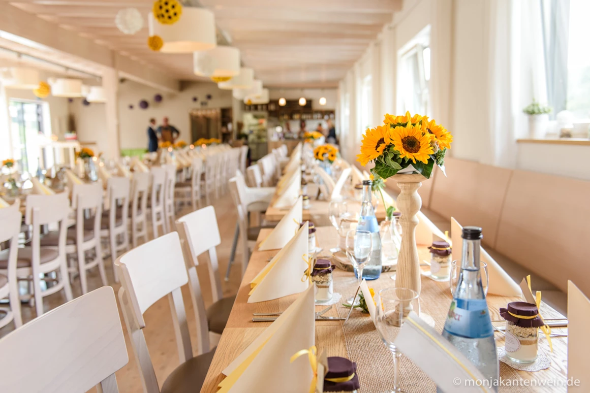 Hochzeitslocation: Ob Hochzeitsfeier, Geburtstagsfeier, Events aller Art - das Landrestaurant Bischoff's bietet das passende Ambiente. - Bischoff's Landrestaurant