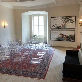 Hochzeit: Trauungssaal indoor mit wunderschönen Drautalblick.
 - Schloss Greifenburg