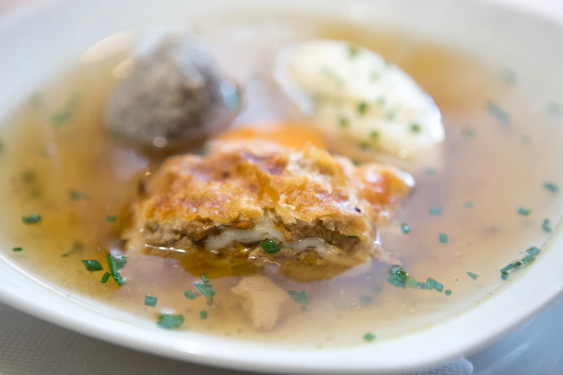 Hochzeit: Gasthof Stralz'n