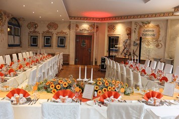 Hochzeit: Rittersaal mit Platz bis zu 60 Personen - Schlosshotel Lacknerhof****S Flachau