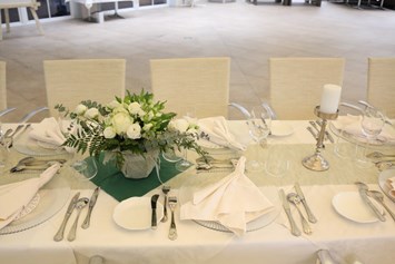 Hochzeit: Blumendekoration nach Ihren Wünschen - Schlosshotel Lacknerhof****S Flachau