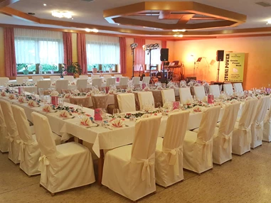 Hochzeitslocation: Gasthaus Rüf-Peterwirt