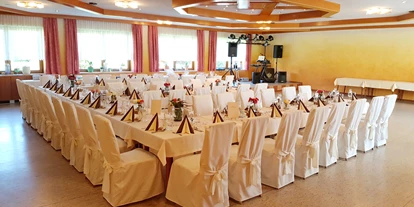 Hochzeit - Parkplatz: Busparkplatz - Leoben (Leoben) - Gasthaus Rüf-Peterwirt
