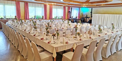 Hochzeit - Parkplatz: Busparkplatz - Leoben (Leoben) - Gasthaus Rüf-Peterwirt